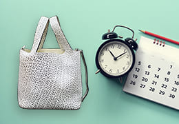 エルメスのピコタンバッグとカレンダーと時計