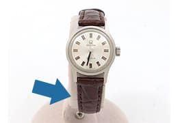 ベルトが社外品のオメガの時計