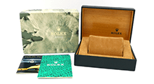 ロレックスの時計の箱と付属品