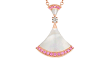 ブルガリの宝石ネックレス