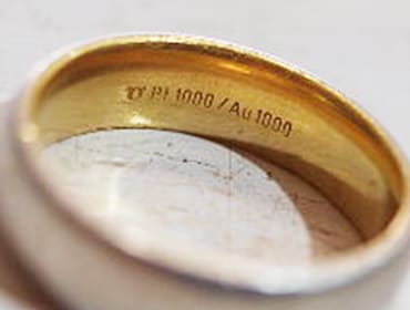 Pt1000とAu1000純金と純プラチナの刻印