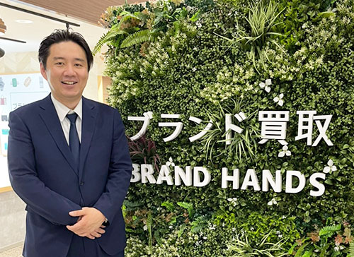 ブランド品買取専門店ブランドハンズ吹田江坂店の鑑定士谷口