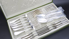 クリストフルのカトラリーのセット