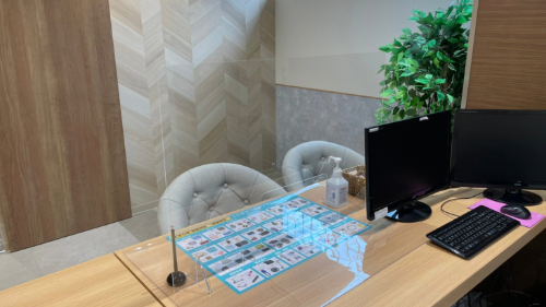 ブランドハンズ吹田江坂店査定ブース