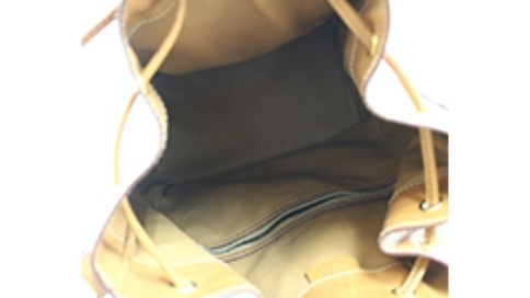 兵庫のブランドハンズではカビだらけのセリーヌでも買取可能