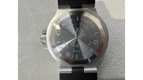 ブルガリディアゴノSD42S裏蓋