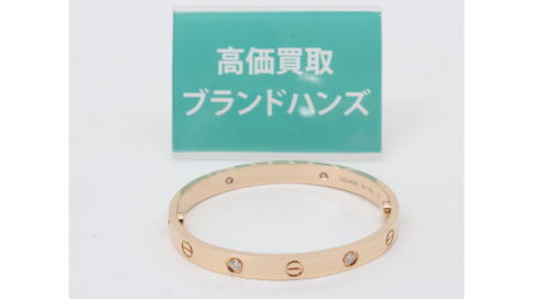 カルティエラブブレスハーフダイヤ
