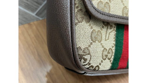 グッチ ショルダーバッグ 723142 角