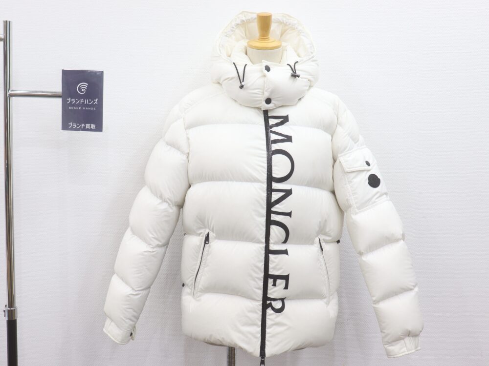 大阪・梅田でモンクレールマウレスホワイトをお買取しました！