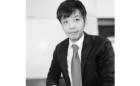 行政書士社長のファイナンシャルアドバイザー阿久津　和宏