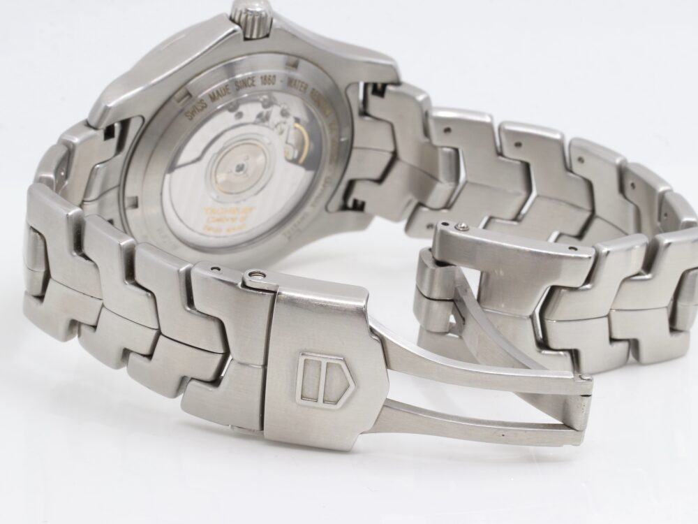 タグホイヤーのリンクキャリバー6ベルト