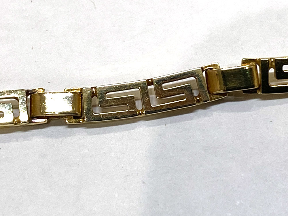 兵庫県宝塚市で585刻印のK14ネックレスを56,100円で買取しました 