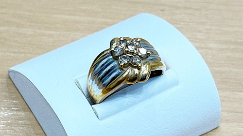 西宮市でK18PT900コンビメレダイヤリングをお買取しました