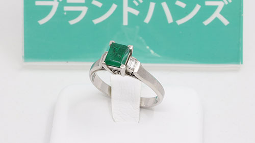 PT850エメラルドダイヤモンドリング