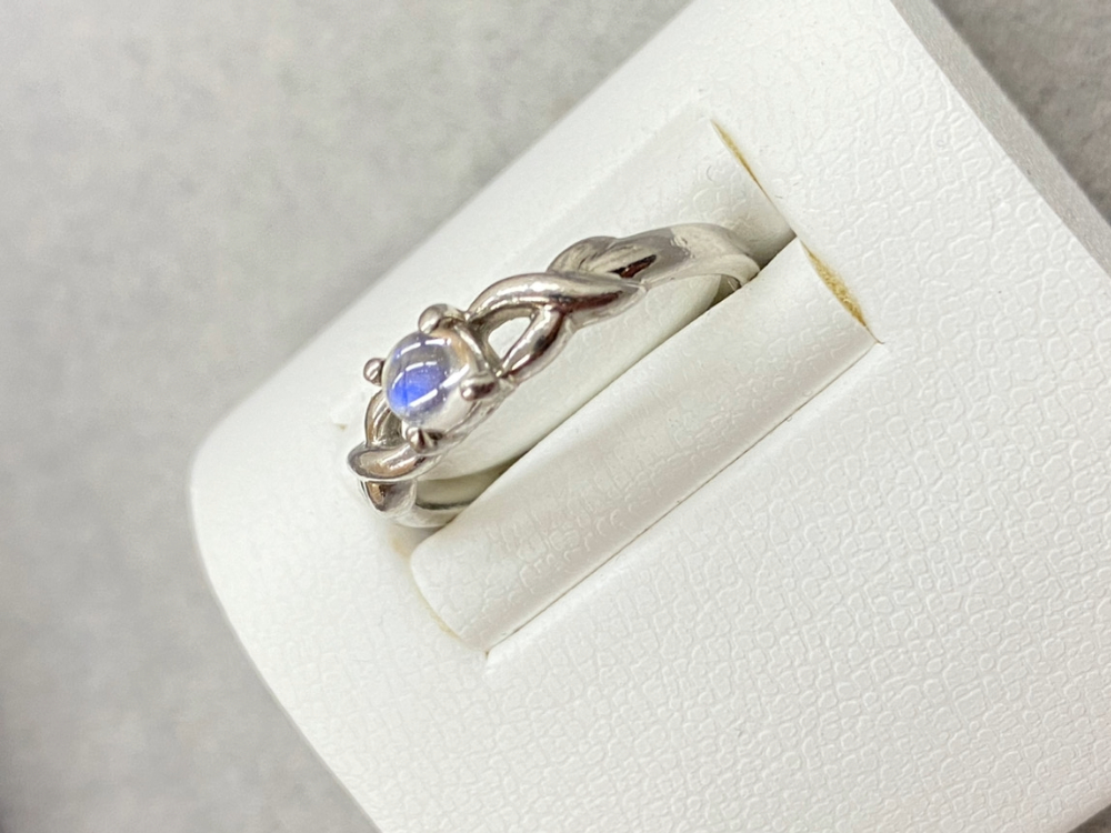 PT900(プラチナ900)水晶リングをお買取しました