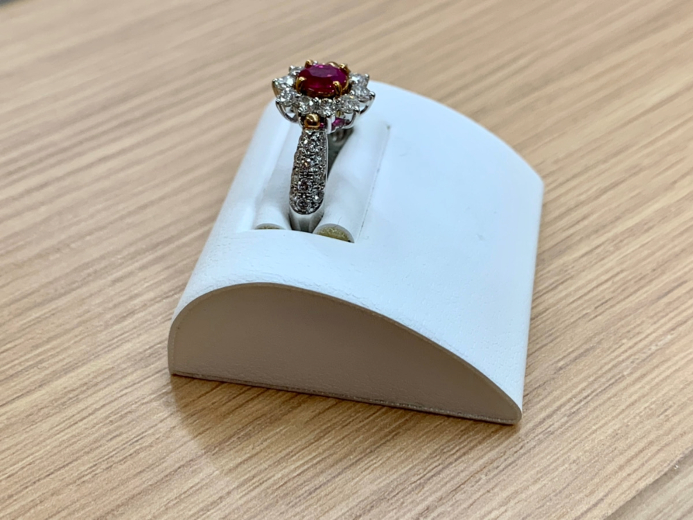 枚方市でPT900K18ルビーダイヤリングをお買取しました！