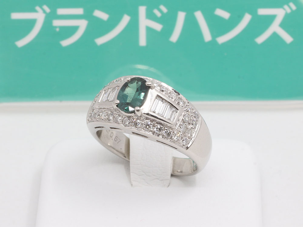 Pt900(プラチナ900)アレキサンドライトリング全体