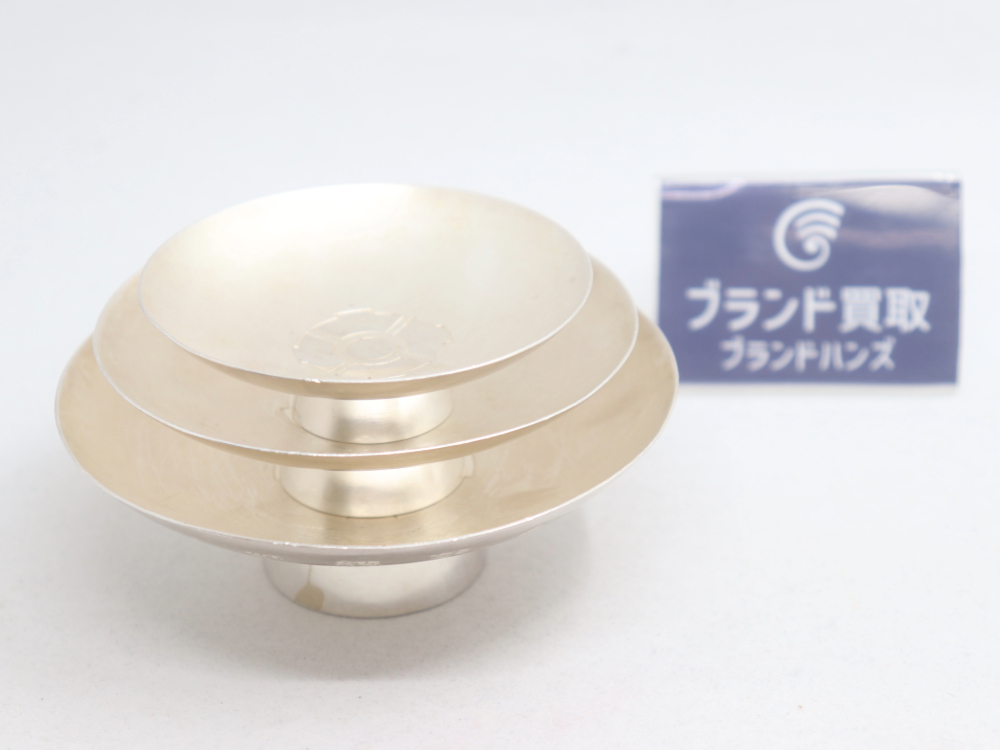 SV1000の銀杯3点セット全体