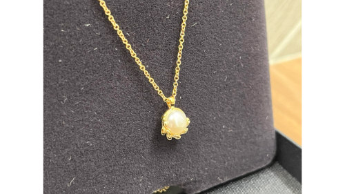 ティファニーオリーブリーフネックレストップ
