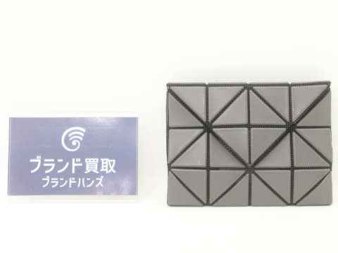 イッセイミヤケバオバオコンパクト財布