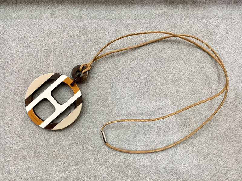 エルメスHエキップネックレス全体