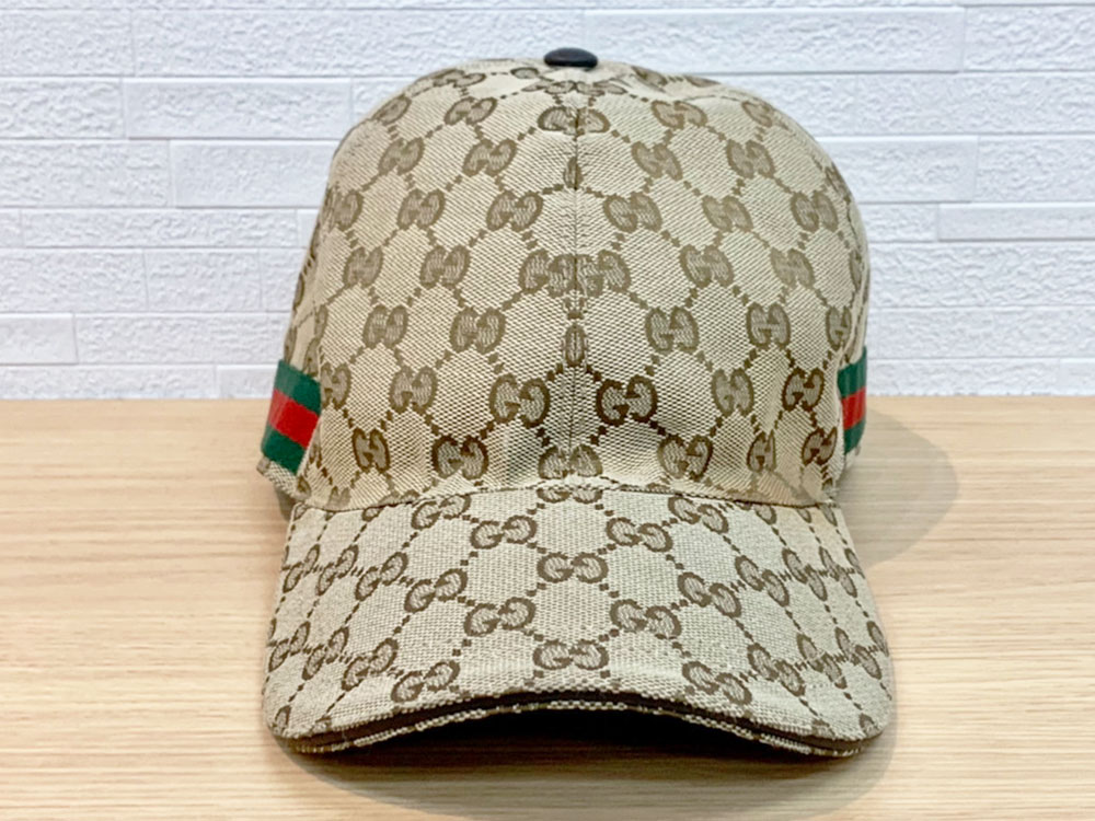 グッチベースボールキャップ正面