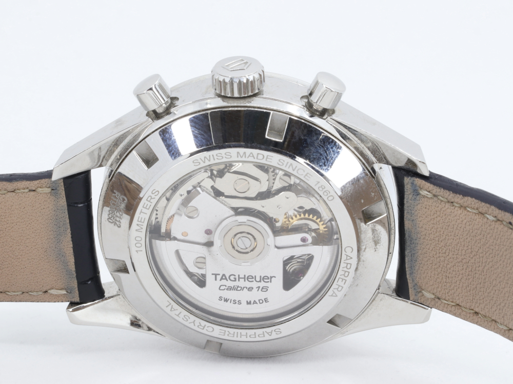 タグホイヤーのカレラ裏蓋