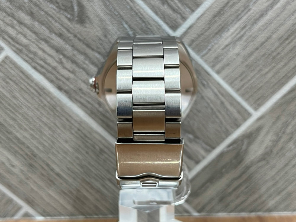 タグホイヤーフォーミュラ1背面