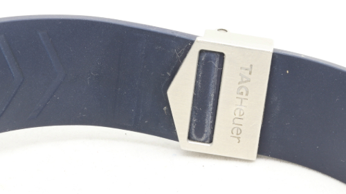 タグホイヤー アクアレーサー ベルト