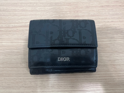 ディオールのオブリークの財布