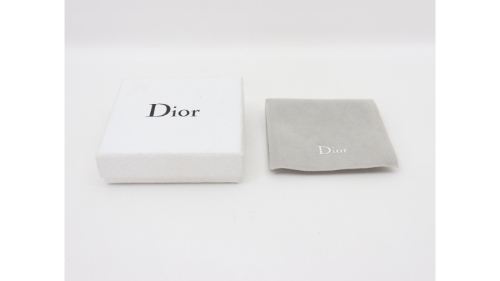 ディオールディオレボリューションピアス付属品