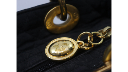 ディオールレディディオールハンドバック金具