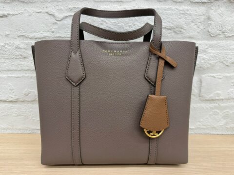 トリーバーチのレザー2wayハンドバッグ