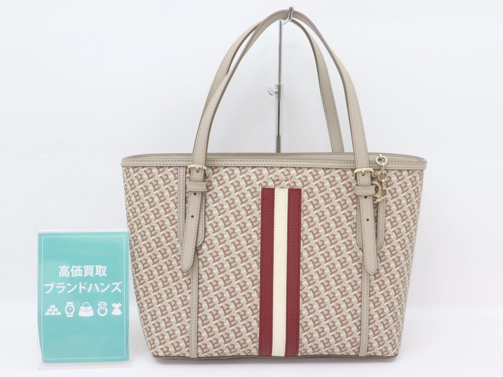 バリーのスープラトートバッグ正面