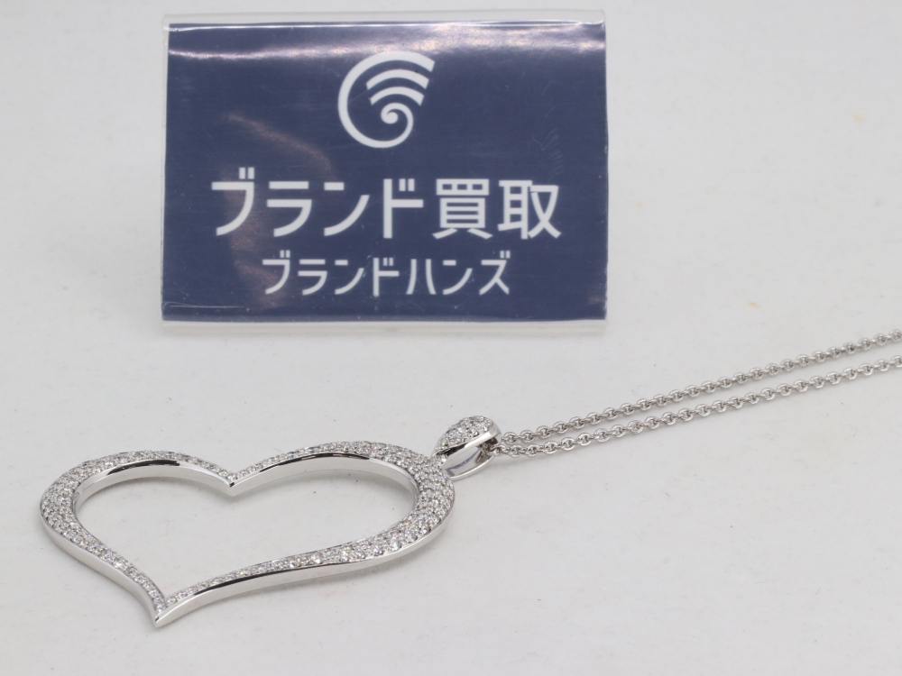 ピアジェライムライトネックレス全体
