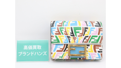 フェンディのFFフィッシュアイ財布