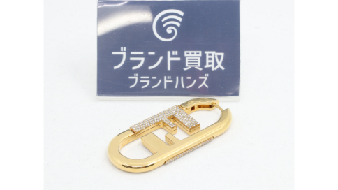 フェンディのオーロックシングルピアス