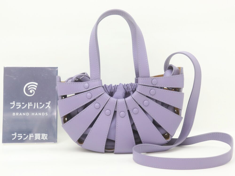 ボッテガシェル2WAYハンドバッグ正面