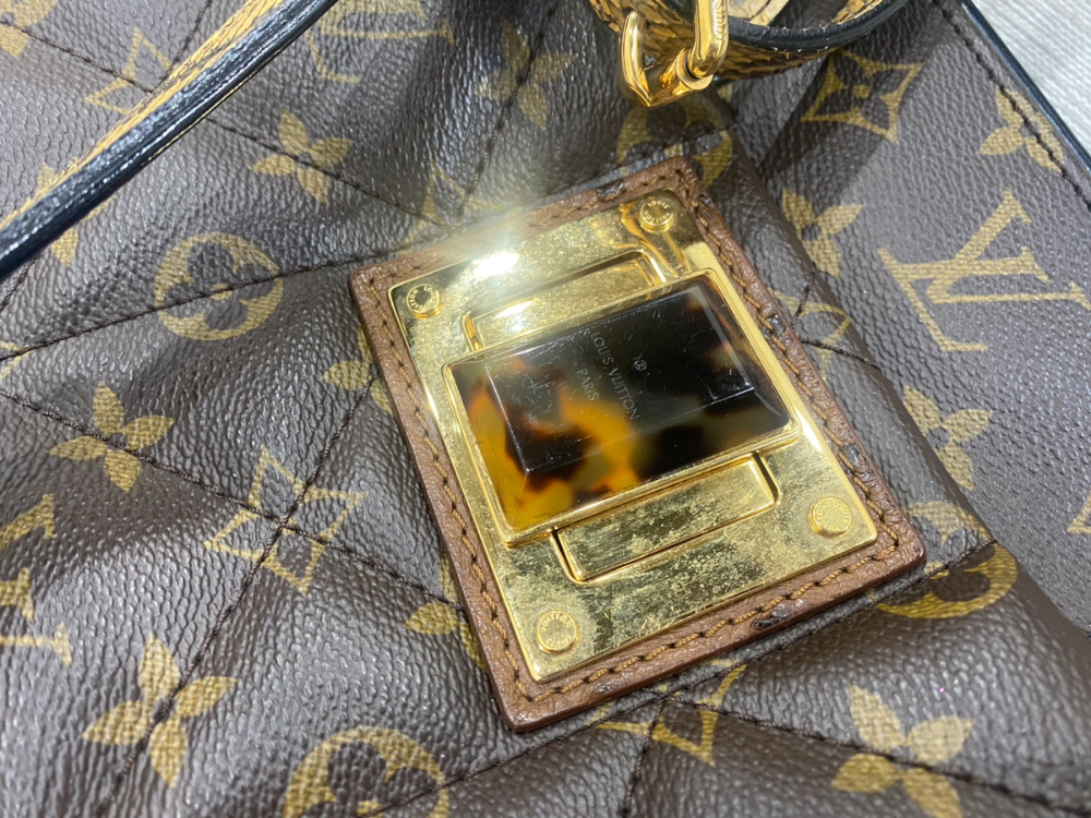 ルイヴィトンのエキゾチックGM金具