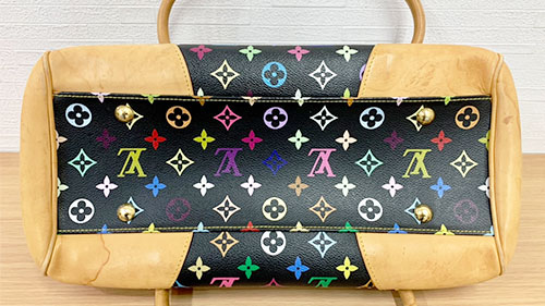 ルイヴィトンのマルチカラービバリーGM底