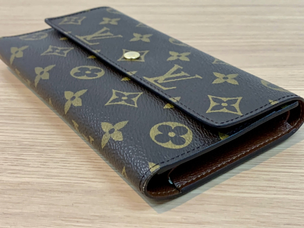 【BIGお買い物ラリー★30%OFFセール中】ルイ・ヴィトン LOUIS VUITTON 三つ折り財布モノグラム /ポルトトレゾールインターナショナル ブラウン レディース 中古 西宮店でルイヴィトンポルトトレゾールインターナショナルをお買取しました