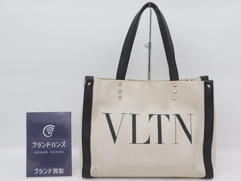 ヴァレンティノスタッズトートバッグ正面