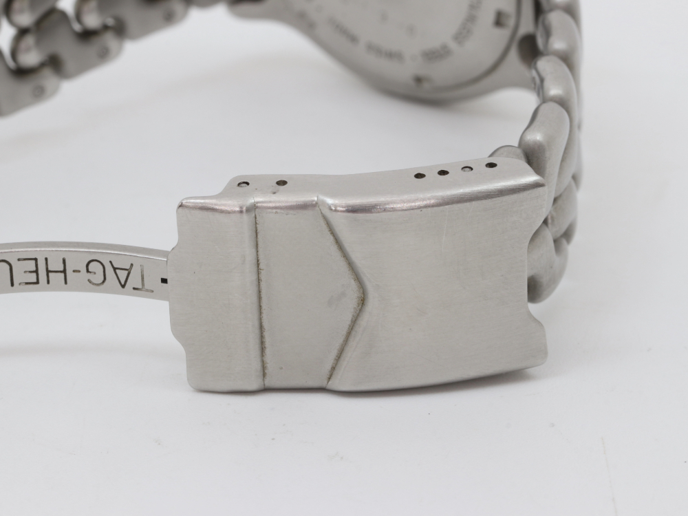 不動のタグホイヤー プロフェッショナルバックル