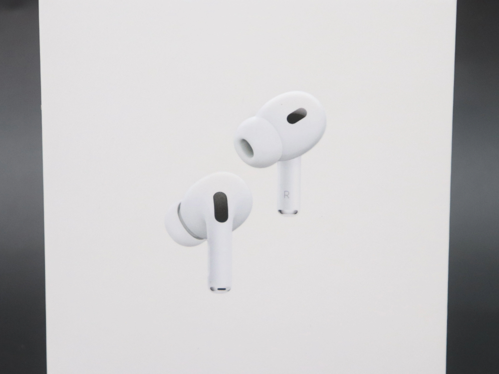 新品アップルAirPodsPro正面