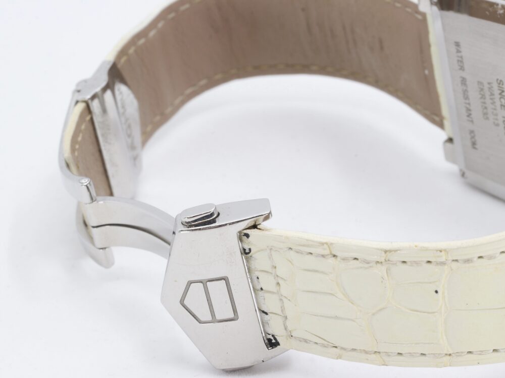 タグホイヤーモナコグランドデイトバックル