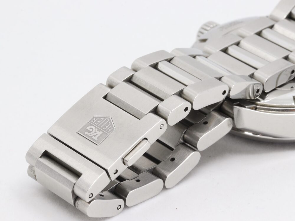 タグホイヤーカレラキャリバー5ブレス