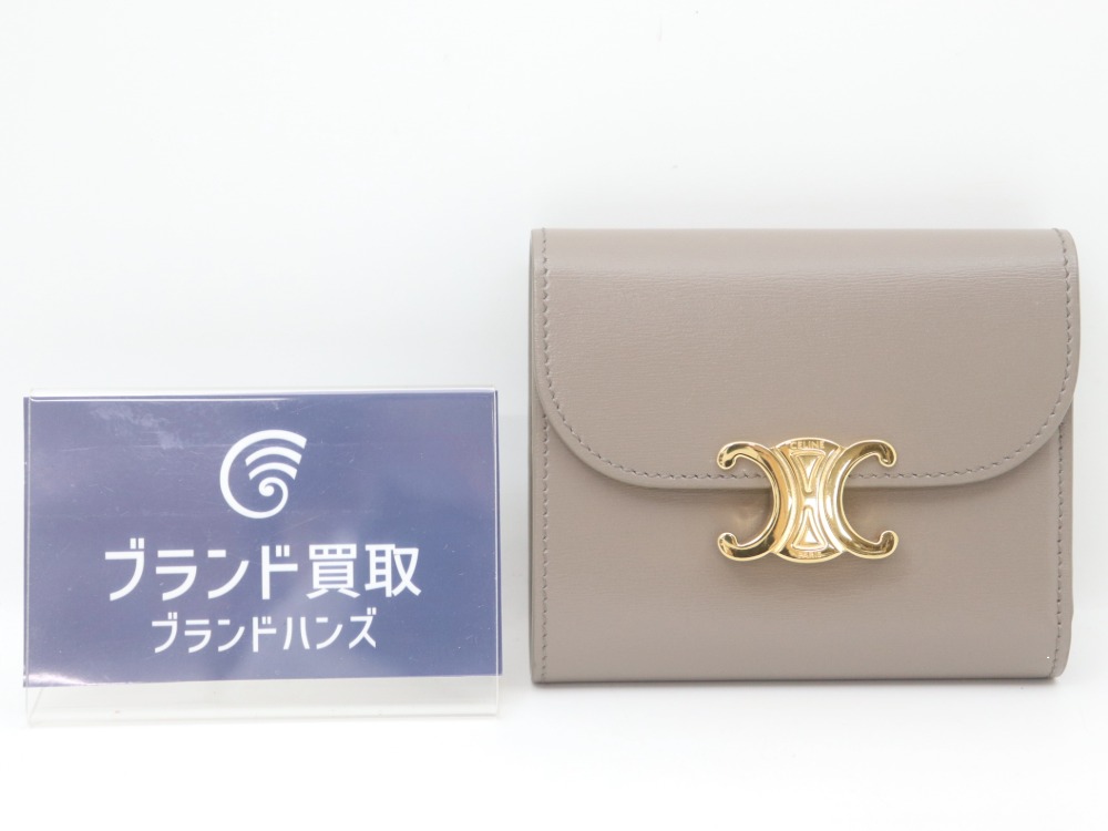 神戸三宮で美品のセリーヌコンパクトウォレットを買取りしました