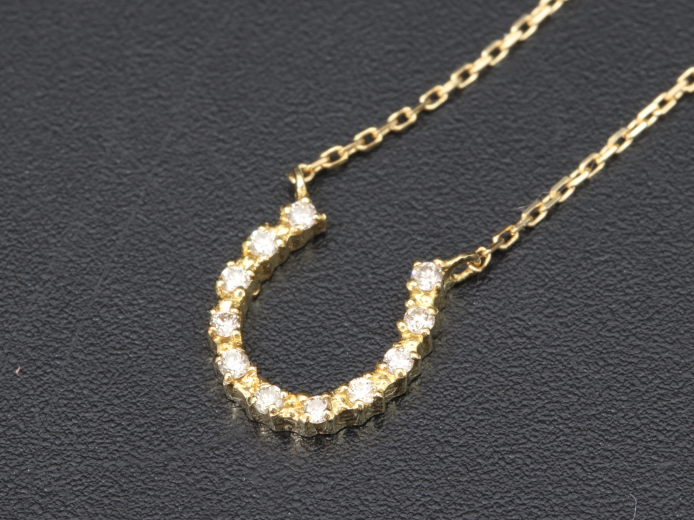 4℃の馬蹄ネックレスとリングセットネックレス