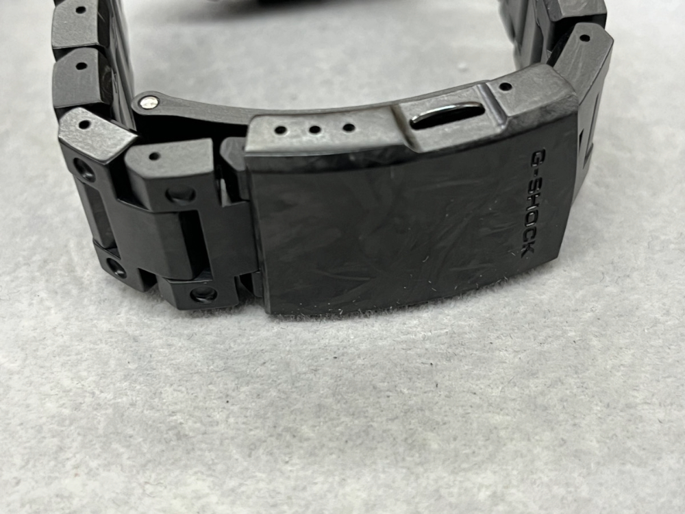 G-SHOCKのGCW-B5000UNバックル