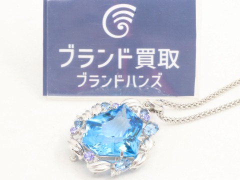 K18WGのブルートパーズメインネックレス